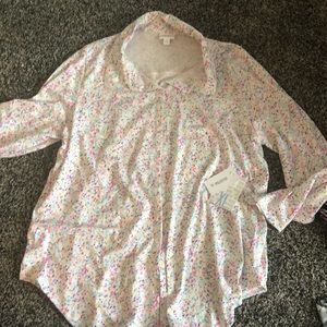Lularoe valentina shirt